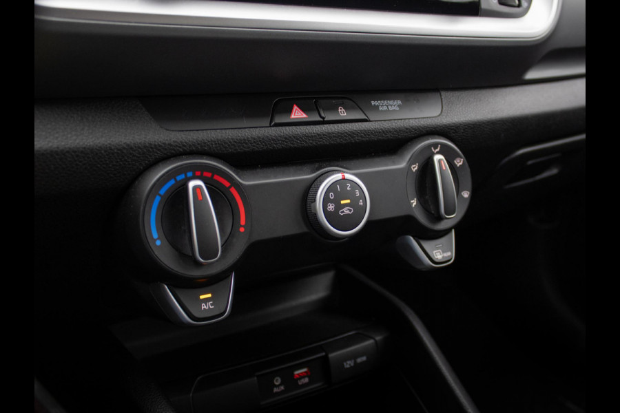 Kia Stonic 1.0 T-GDi DynamicLine | Trekhaak | Navigatie |