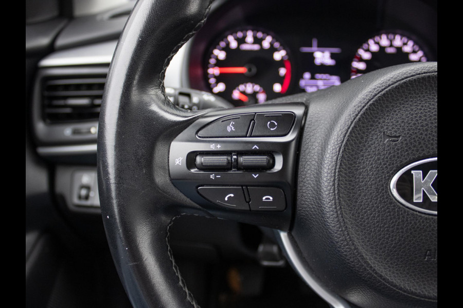 Kia Stonic 1.0 T-GDi DynamicLine | Trekhaak | Navigatie |