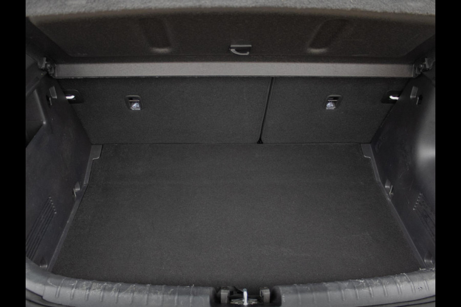 Kia Stonic 1.0 T-GDi MHEV DynamicLine | Navigatie | Achteruitrijcamera |