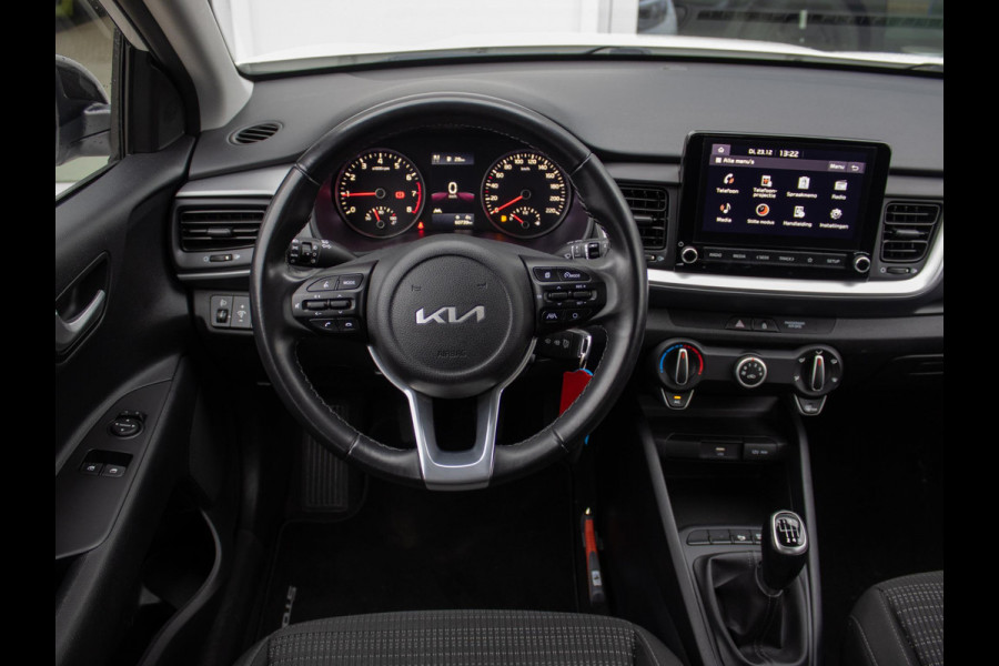 Kia Stonic 1.0 T-GDi MHEV DynamicLine | Navigatie | Achteruitrijcamera |