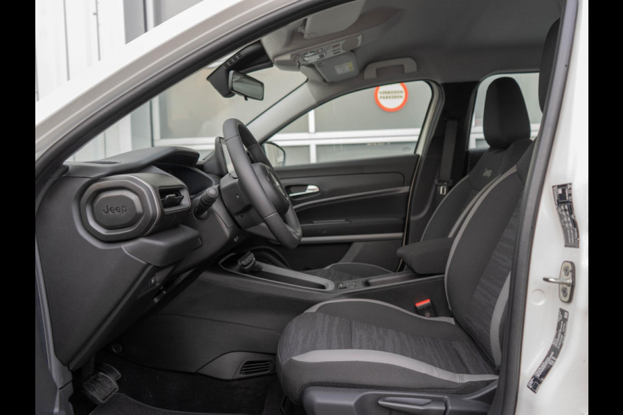 Jeep Avenger Longitude Business Pack 54 kWh SOH 96,4% | WINTER PACK | CARPLAY | E.C.C.