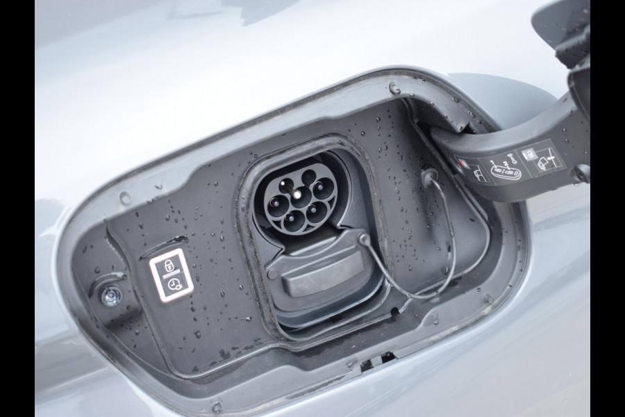 Peugeot E-308 Allure EV 54 kWh SOH 99,0%