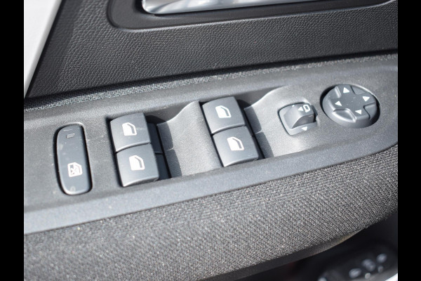 Citroën Ë-C4 Business 156pk Extended range 54 kWh SOH 99% | STOELVERWARMING | STUURWIELVERWARMING | ECC | CAMERA |