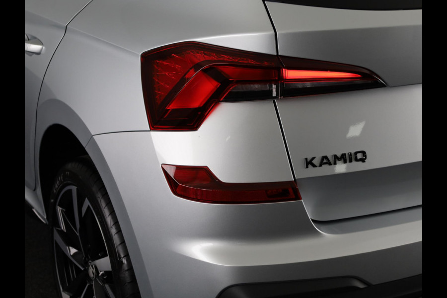 Škoda Kamiq Monte Carlo 1.0 TSI 115 pk 7 versn. DSG | Navigatie Pakket | Travel Assist Plus | Wegklapbare trekhaak | Winter Pakket | Charging | 18 inch lichtmetalen velgen