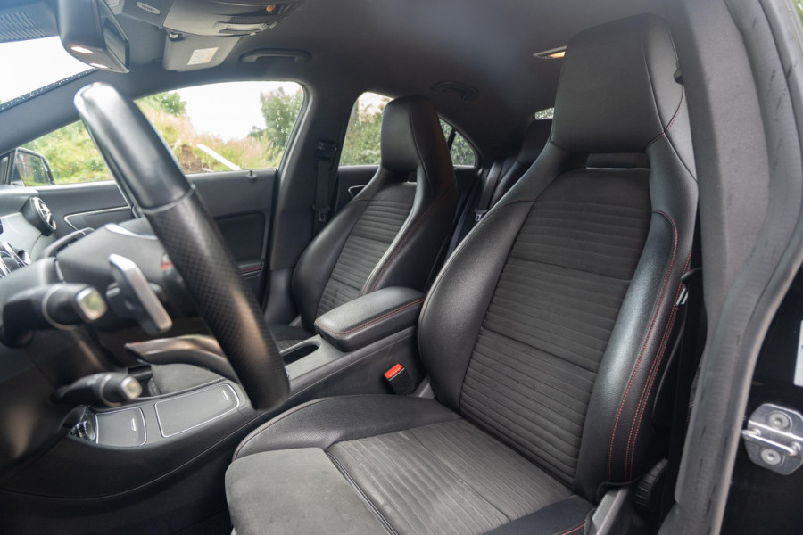 Mercedes-Benz CLA-Klasse 200 AMG Navi | Camera | Stoelverwarming