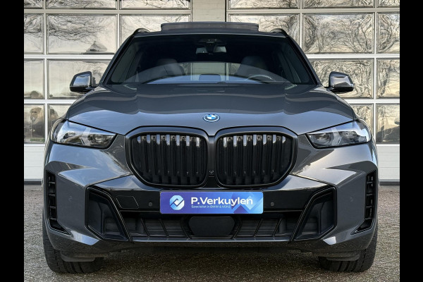 BMW X5 xDrive50e M SPORT PRO | PANORAMA | HARMAN KARDON | TREKHAAK | M STOELEN | ICONIC GLOW |