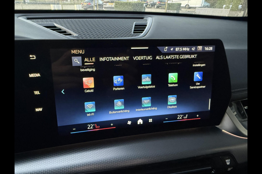 BMW X1 xDrive25e M SPORT | PANORAMA | DRIVING ASS PLUS | CAMERA | ELEKTR. STOELEN MEMORY | STOELVERWARMING |