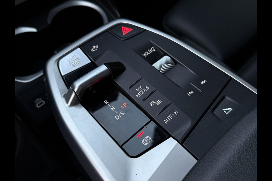 BMW X1 xDrive25e M SPORT | PANORAMA | DRIVING ASS PLUS | CAMERA | ELEKTR. STOELEN MEMORY | STOELVERWARMING |