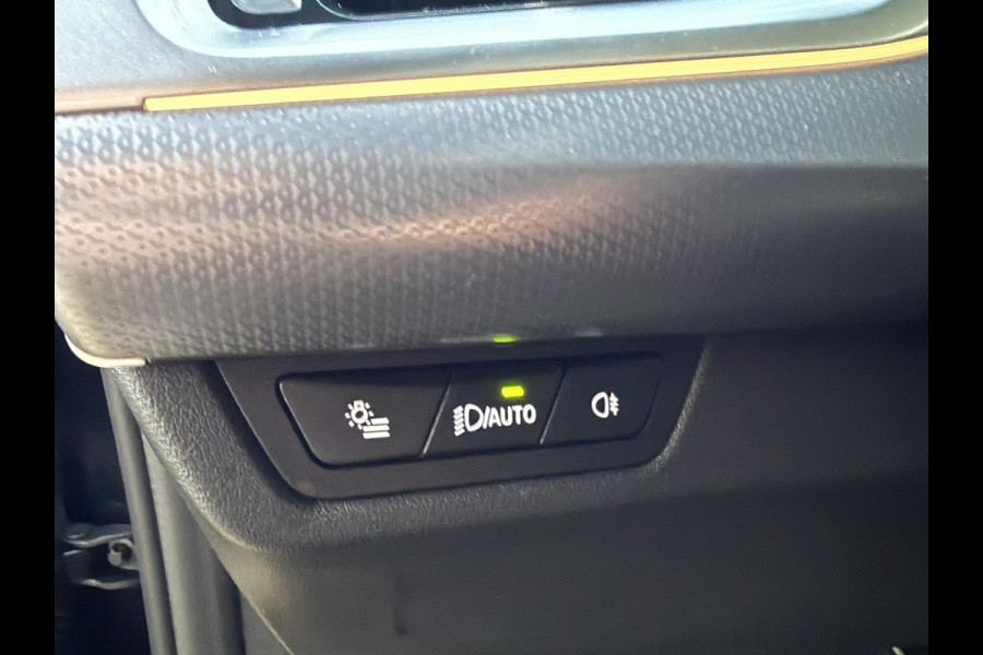 BMW X1 xDrive25e M SPORT | PANORAMA | DRIVING ASS PLUS | CAMERA | ELEKTR. STOELEN MEMORY | STOELVERWARMING |