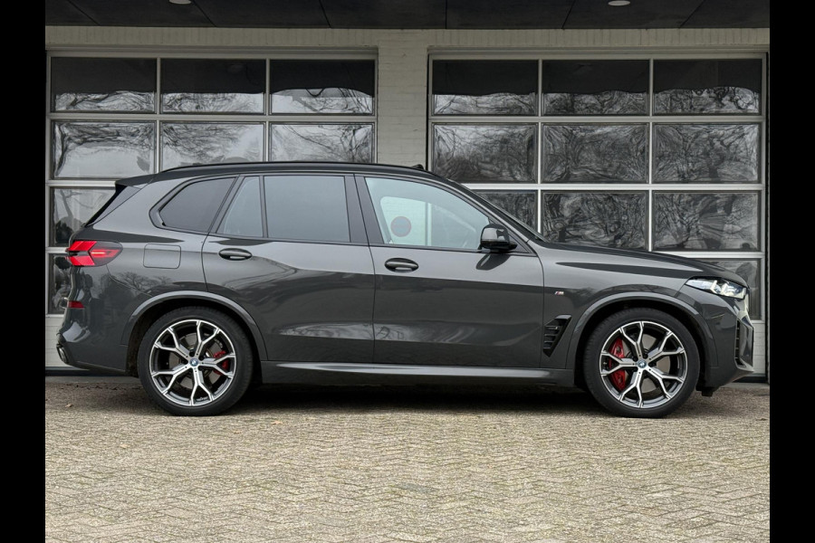 BMW X5 xDrive50e M SPORT PRO | PANORAMA | HARMAN KARDON | TREKHAAK | M STOELEN | ICONIC GLOW |