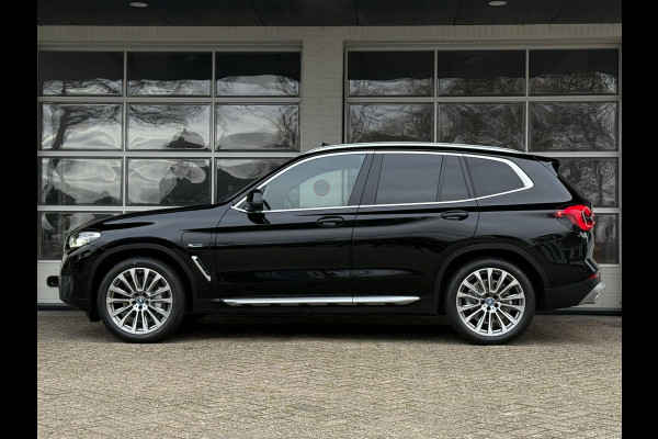BMW X3 xDrive30e LCI | SPORTSTOELEN | LEDER | PANORAMADAK | CAMERA | BMW LIVE COCKPIT | 20 INCH LM VELGEN |
