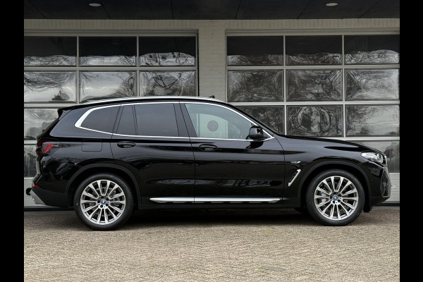 BMW X3 xDrive30e LCI | SPORTSTOELEN | LEDER | PANORAMADAK | CAMERA | BMW LIVE COCKPIT | 20 INCH LM VELGEN |