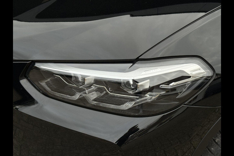 BMW X3 xDrive30e LCI | SPORTSTOELEN | LEDER | PANORAMADAK | CAMERA | BMW LIVE COCKPIT | 20 INCH LM VELGEN |