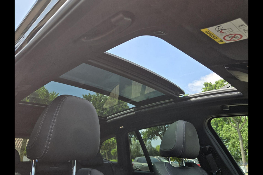 BMW X3 xDrive30e LCI | SPORTSTOELEN | LEDER | PANORAMADAK | CAMERA | BMW LIVE COCKPIT | 20 INCH LM VELGEN |