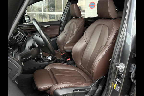 BMW 2 Serie Active Tourer 225xe iPerformance High Executive | LUXURY LINE | PANORAMA | LEDER | CAMERA | SPORTSTOELEN |