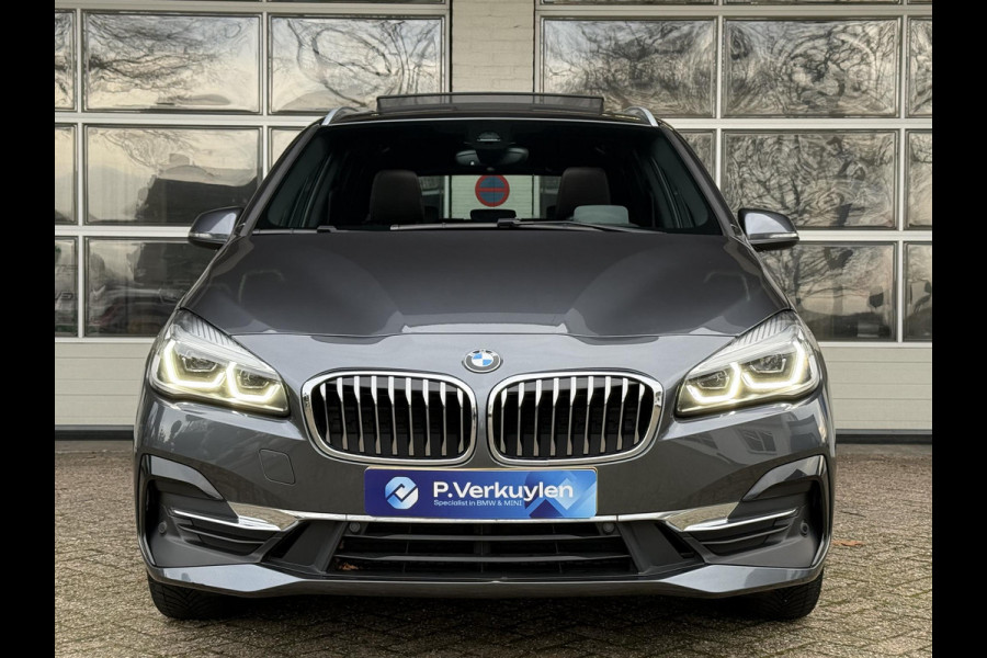 BMW 2 Serie Active Tourer 225xe iPerformance High Executive | LUXURY LINE | PANORAMA | LEDER | CAMERA | SPORTSTOELEN |
