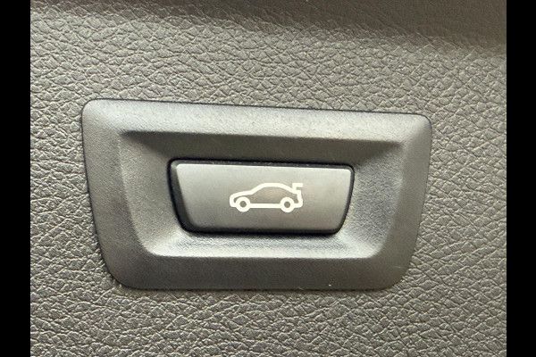 BMW 2 Serie Active Tourer 225xe iPerformance High Executive | LUXURY LINE | PANORAMA | LEDER | CAMERA | SPORTSTOELEN |