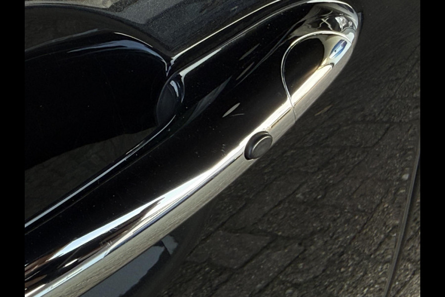 MINI Mini 1.5 Cooper Classic | HARMAN KARDON | SPORTSTOELEN | PANORAMA | CAMERA | 18 INCH VELGEN | HEAD UP |