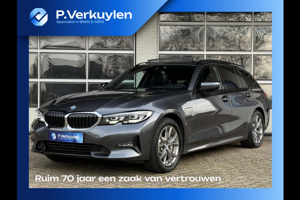 BMW 3 Serie Touring 330e Sport Line | PANORAMA | TREKHAAK | SPORTSTOELEN | KEYLESS ENTRY |