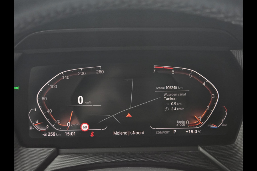 BMW 1-serie 118i High M SPORT | PANORAMA | CAMERA | LEDER | SPORTSTOELEN | 18 INCH LM VELGEN | TREKHAAK |