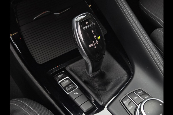 BMW X1 sDrive20i SPORTLINE | HARMAN KARDON | SPORTSTOELEN | TREKHAAK | STOELVERWARMING |
