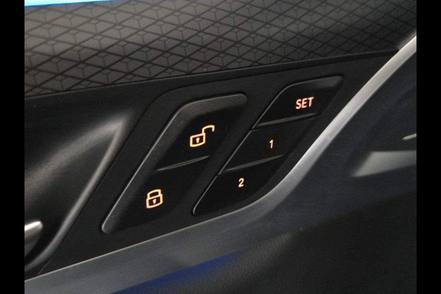 BMW X3 xDrive30e M SPORT LCI | MEMORY STOELEN | PANORAMA | LEDER | CAMERA |