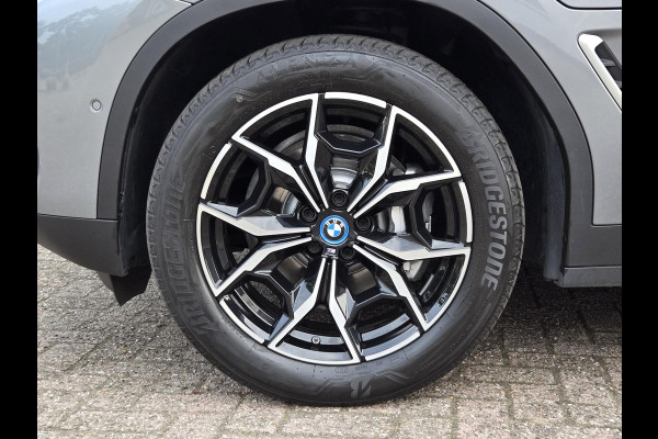 BMW X3 xDrive30e LCI | SPORTSTOELEN | LEDER | TREKHAAK | LIVE COCKPIT PLUS |