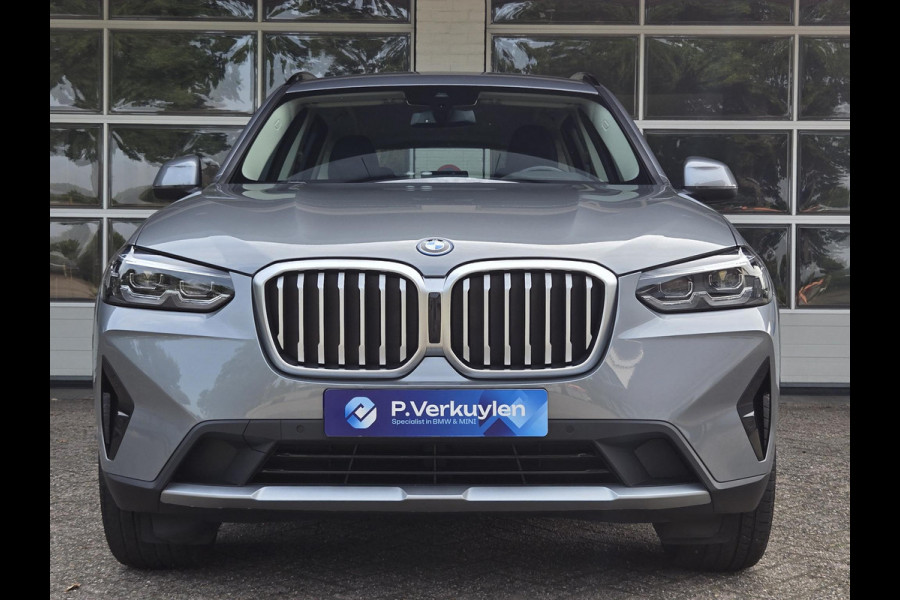 BMW X3 xDrive30e LCI | SPORTSTOELEN | LEDER | TREKHAAK | LIVE COCKPIT PLUS |