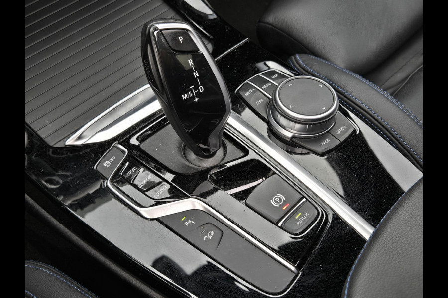 BMW X3 xDrive20i M SPORT | M SPORTSTOELEN | MEMORY STOELEN | PANORMA | TREKHAAK | CAMERA |