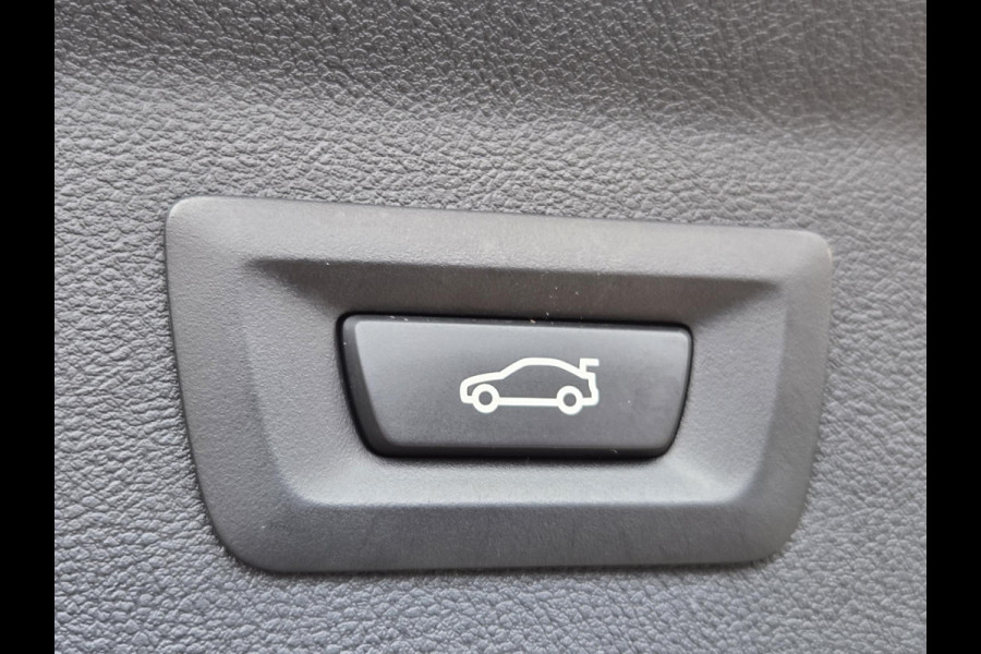 BMW X3 xDrive20i M SPORT | M SPORTSTOELEN | MEMORY STOELEN | PANORMA | TREKHAAK | CAMERA |