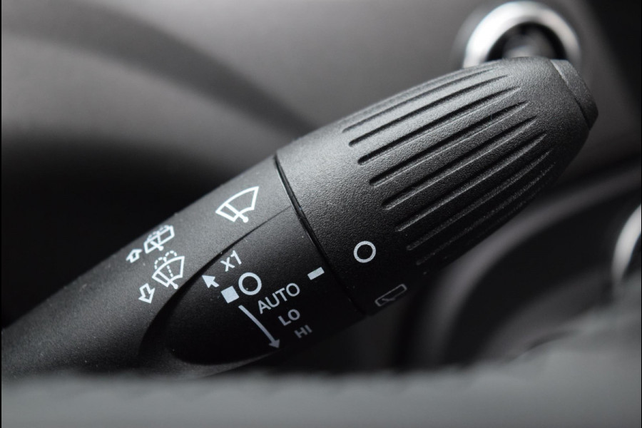 Fiat 500 1.0 Hybrid Sport Schuif/Kantel | Clima | 16" | PDC