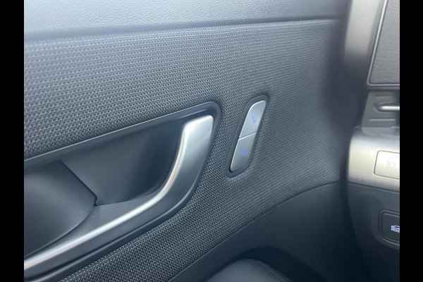 Hyundai Kona 1.6 GDI HEV Premium Sky