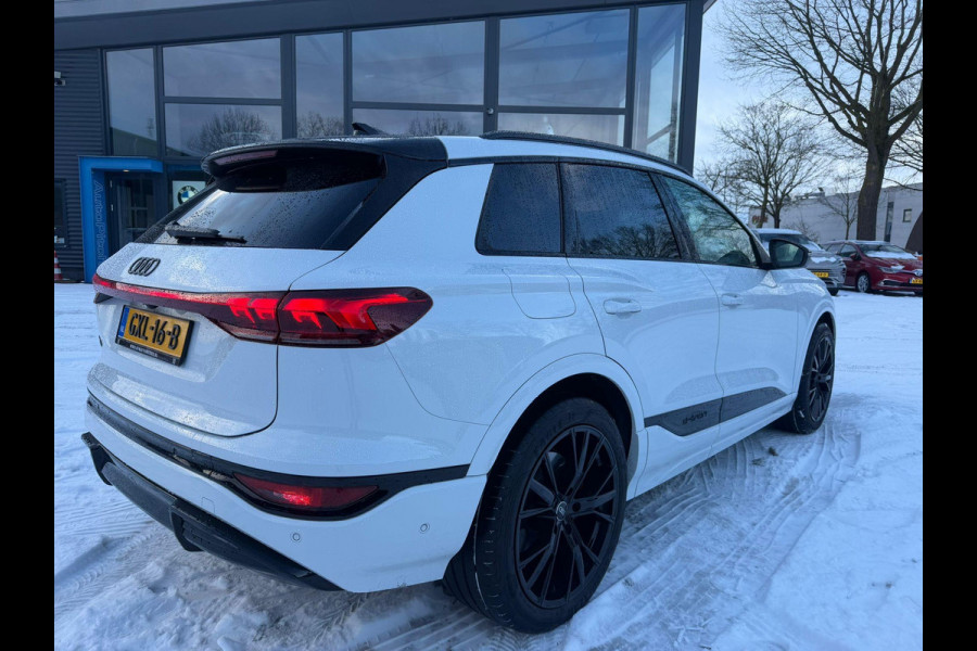Audi Q6 e-tron Advanced edition 100 kWh FABRIEKSGARANTIE| BANG & OLUFSEN| SFEERVERLICHTING| HEAD-UP| STUURVERWARMING| ACHTERBANK VERWARMD| ELEK. TREKHAAK