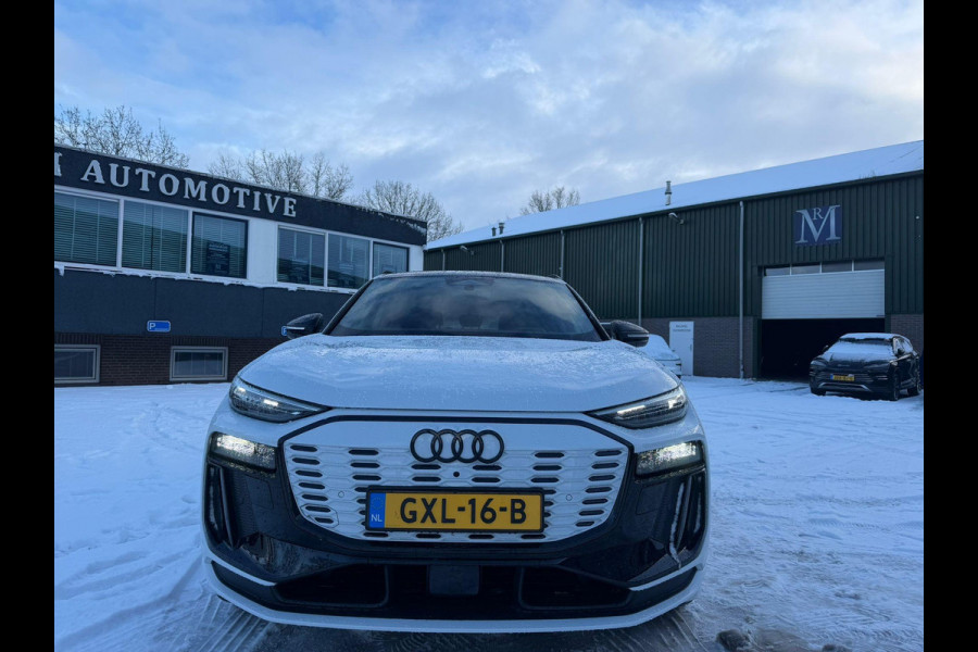 Audi Q6 e-tron Advanced edition 100 kWh FABRIEKSGARANTIE| BANG & OLUFSEN| SFEERVERLICHTING| HEAD-UP| STUURVERWARMING| ACHTERBANK VERWARMD| ELEK. TREKHAAK