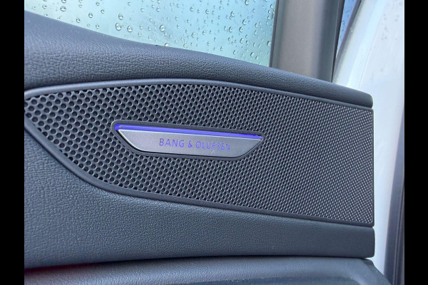 Audi Q6 e-tron Advanced edition 100 kWh FABRIEKSGARANTIE| BANG & OLUFSEN| SFEERVERLICHTING| HEAD-UP| STUURVERWARMING| ACHTERBANK VERWARMD| ELEK. TREKHAAK