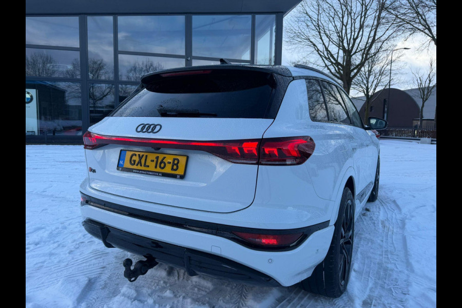 Audi Q6 e-tron Advanced edition 100 kWh FABRIEKSGARANTIE| BANG & OLUFSEN| SFEERVERLICHTING| HEAD-UP| STUURVERWARMING| ACHTERBANK VERWARMD| ELEK. TREKHAAK