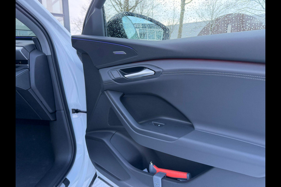 Audi Q6 e-tron Advanced edition 100 kWh FABRIEKSGARANTIE| BANG & OLUFSEN| SFEERVERLICHTING| HEAD-UP| STUURVERWARMING| ACHTERBANK VERWARMD| ELEK. TREKHAAK