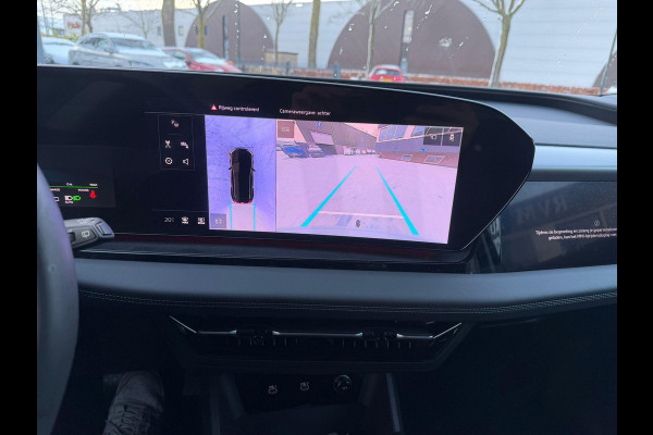 Audi Q6 e-tron Advanced edition 100 kWh FABRIEKSGARANTIE| BANG & OLUFSEN| SFEERVERLICHTING| HEAD-UP| STUURVERWARMING| ACHTERBANK VERWARMD| ELEK. TREKHAAK