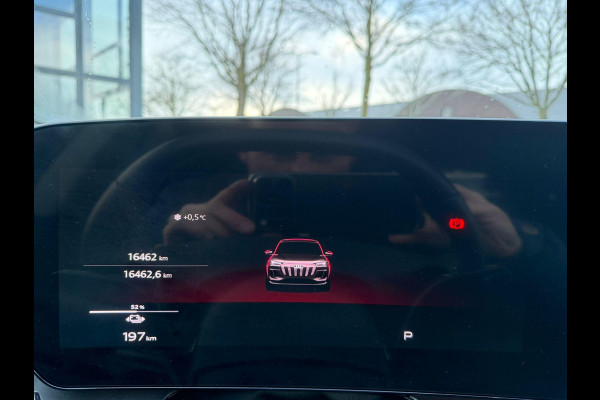 Audi Q6 e-tron Advanced edition 100 kWh FABRIEKSGARANTIE| BANG & OLUFSEN| SFEERVERLICHTING| HEAD-UP| STUURVERWARMING| ACHTERBANK VERWARMD| ELEK. TREKHAAK