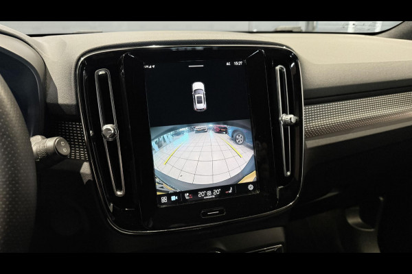 Volvo XC40 Recharge P8 AWD R-Design 408pk + MEMORY / CAMERA / STOEL+STUURVERWARMING