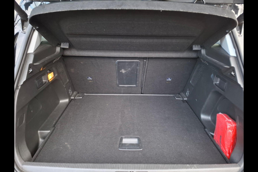 Opel Grandland X 1.2 Turbo Innovation | Camera | Carplay | Keyless | Dealer Onderhouden