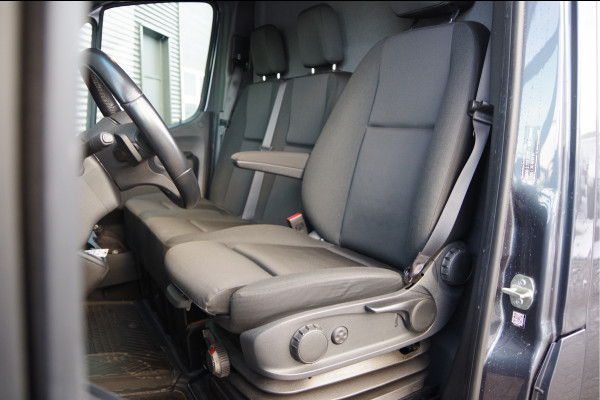 Mercedes-Benz Sprinter 319 3.0 CDI V6 L2H2 AUT. LED, LUCHTVERING, 360 CAMERA, STOELVERWARMING, CRUISE, CLIMA, PARKEERSENSOREN