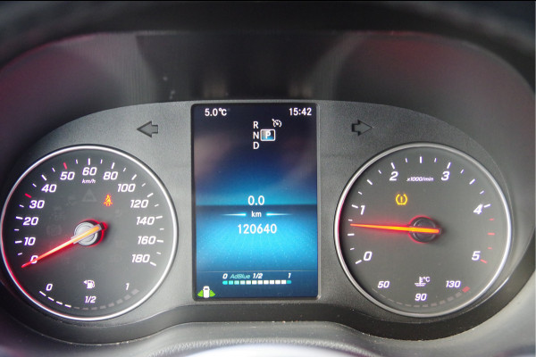 Mercedes-Benz Sprinter 319 3.0 CDI V6 L2H2 AUT. LED, LUCHTVERING, 360 CAMERA, STOELVERWARMING, CRUISE, CLIMA, PARKEERSENSOREN