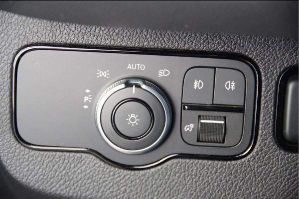 Mercedes-Benz Sprinter 319 3.0 CDI V6 L2H2 AUT. LED, LUCHTVERING, 360 CAMERA, STOELVERWARMING, CRUISE, CLIMA, PARKEERSENSOREN