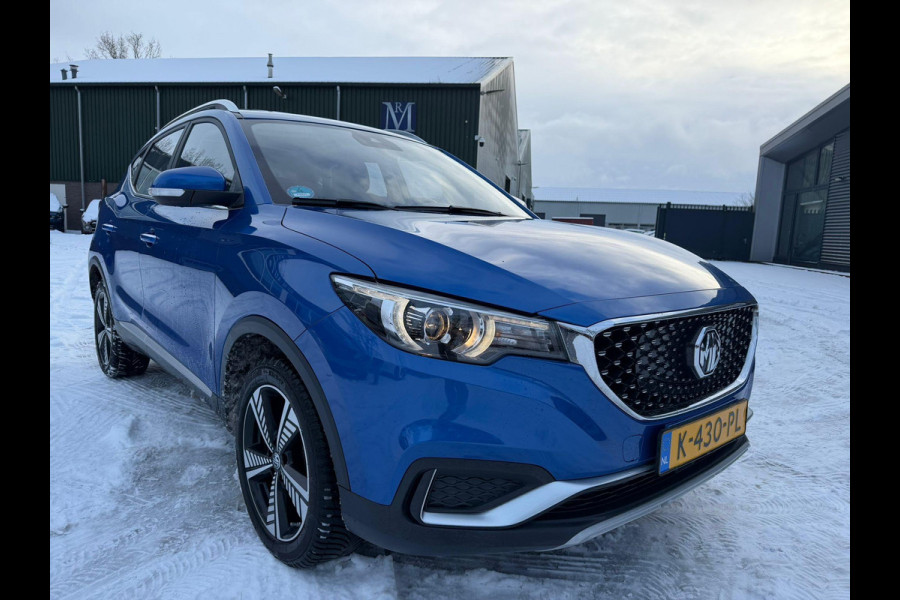 MG Mg Zs EV Luxury 45 kWh SOH 89% | All-season banden | Panoramadak | Nette auto | Rijklaar met garantie
