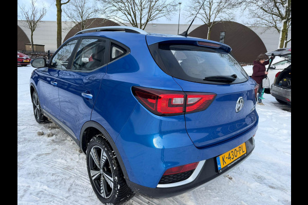 MG Mg Zs EV Luxury 45 kWh SOH 89% | All-season banden | Panoramadak | Nette auto | Rijklaar met garantie