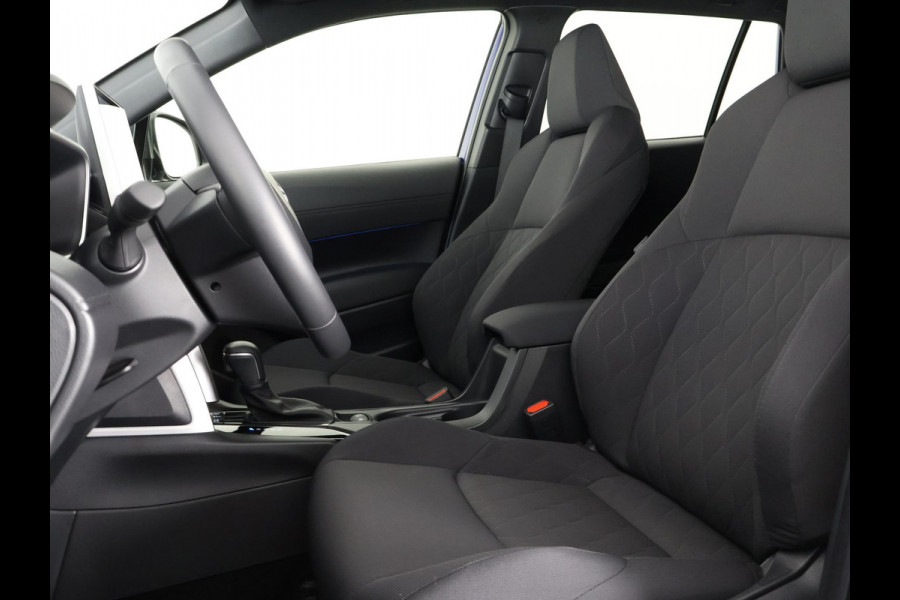 Toyota Corolla Cross Hybrid 140 Style Bi-Tone | Stuur-/ & Stoelverwarming | Parkeersensoren | Dodehoek detectie | Elektrische kofferbak