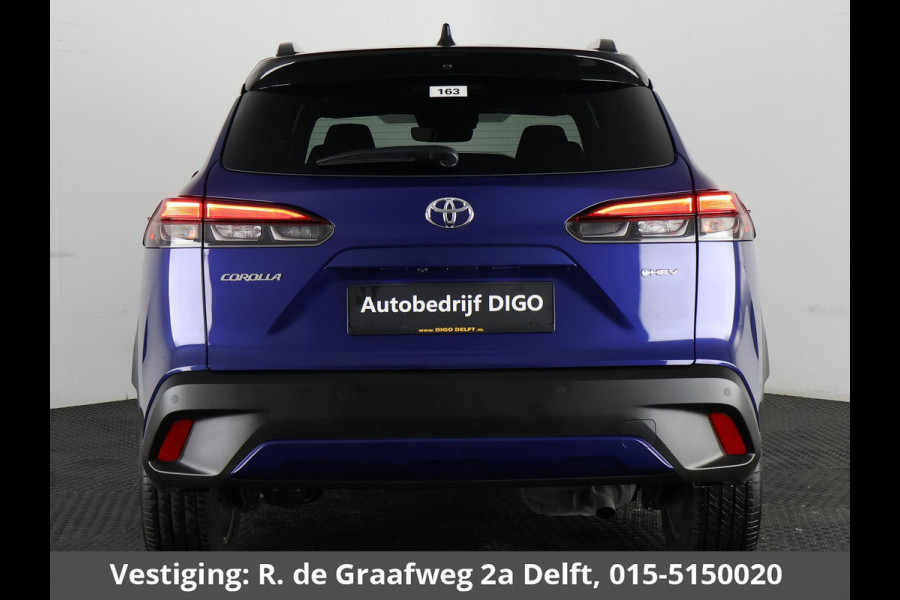 Toyota Corolla Cross Hybrid 140 Style Bi-Tone | Stuur-/ & Stoelverwarming | Parkeersensoren | Dodehoek detectie | Elektrische kofferbak