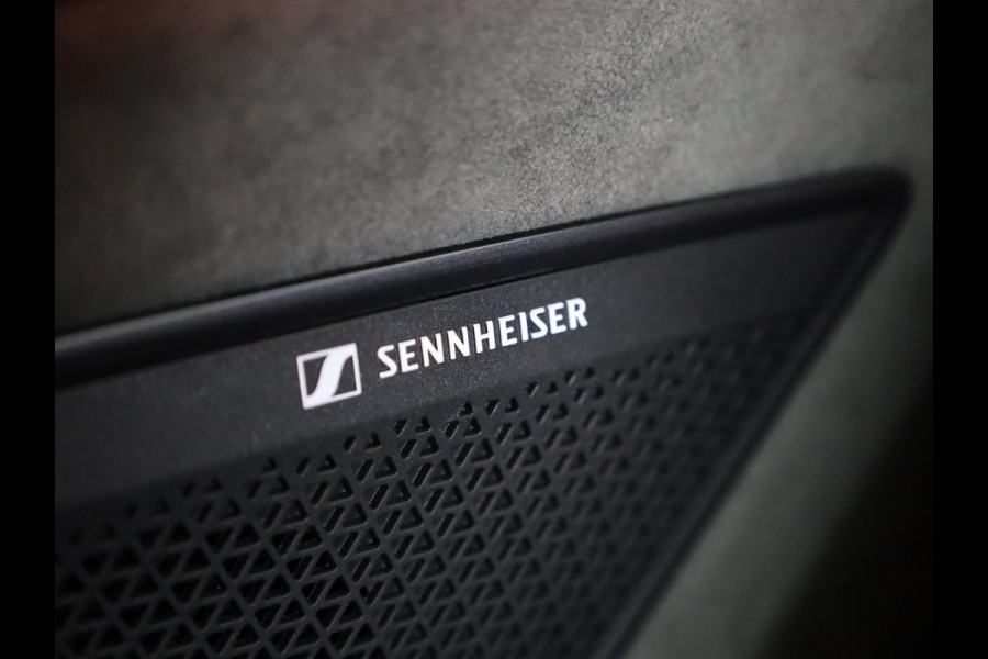 CUPRA Formentor 1.5 TSI e-Hybrid VZ Tribe Edition 272PK | Exclusieve Uitvoering | Panoramadak | Trekhaak | 19 inch | Matrix Koplampen | Matte Lak |