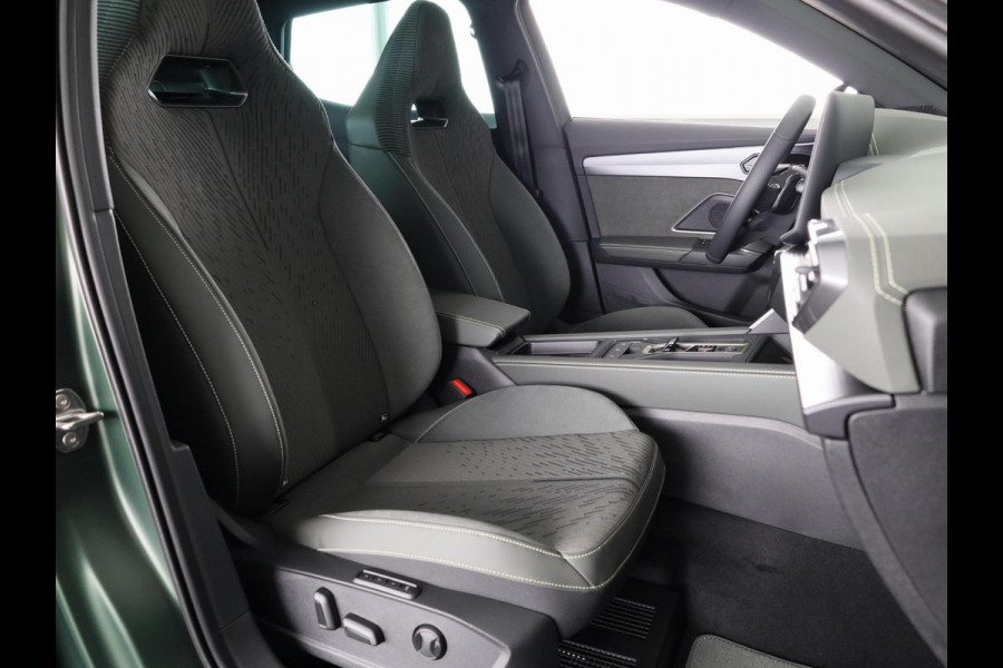 CUPRA Formentor 1.5 TSI e-Hybrid VZ Tribe Edition 272PK | Exclusieve Uitvoering | Panoramadak | Trekhaak | 19 inch | Matrix Koplampen | Matte Lak |